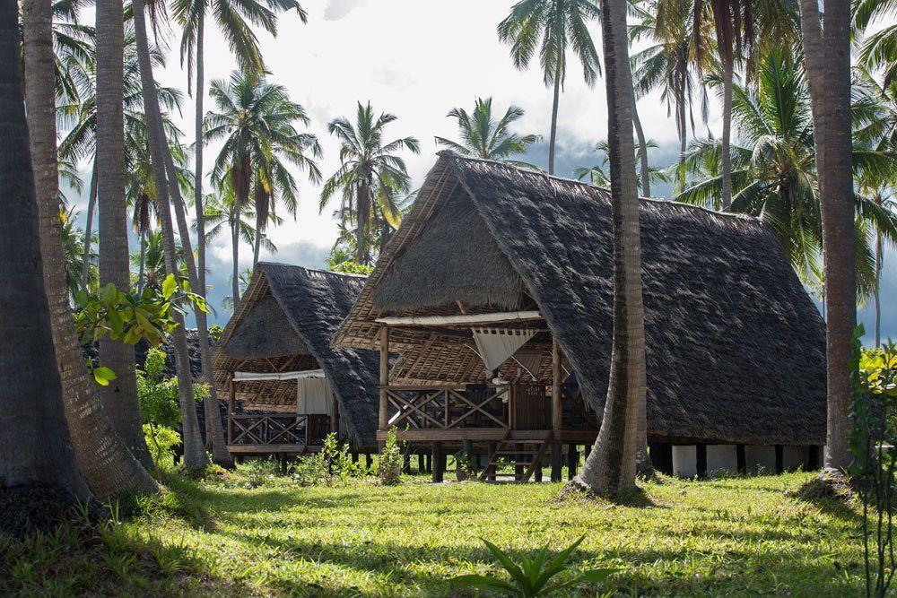 Ras Mbisi Lodge Килиндони Экстерьер фото